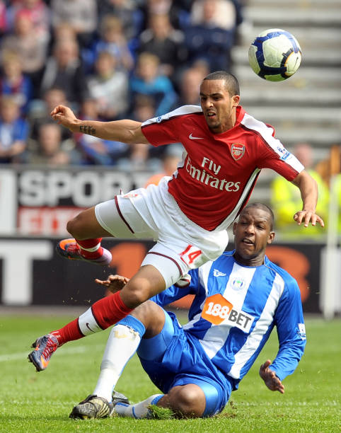 上保持谨慎 上保持谨慎